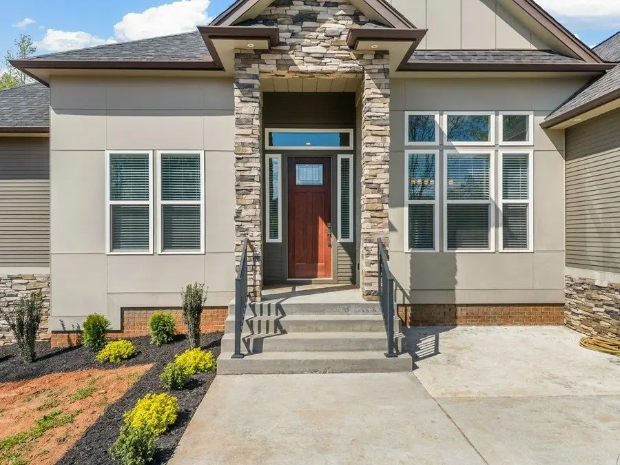 346 Jordan Creek Road, Inman, SC 29349 - #2