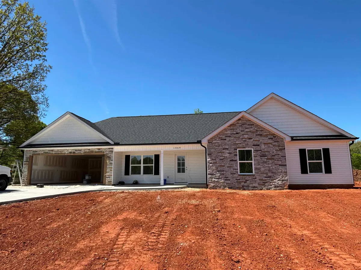 1069 N Green River Road, Gaffney, SC 29341 - #1