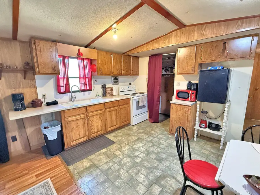 135 Jason Owensby Dr, Gaffney, SC 29340 - #3