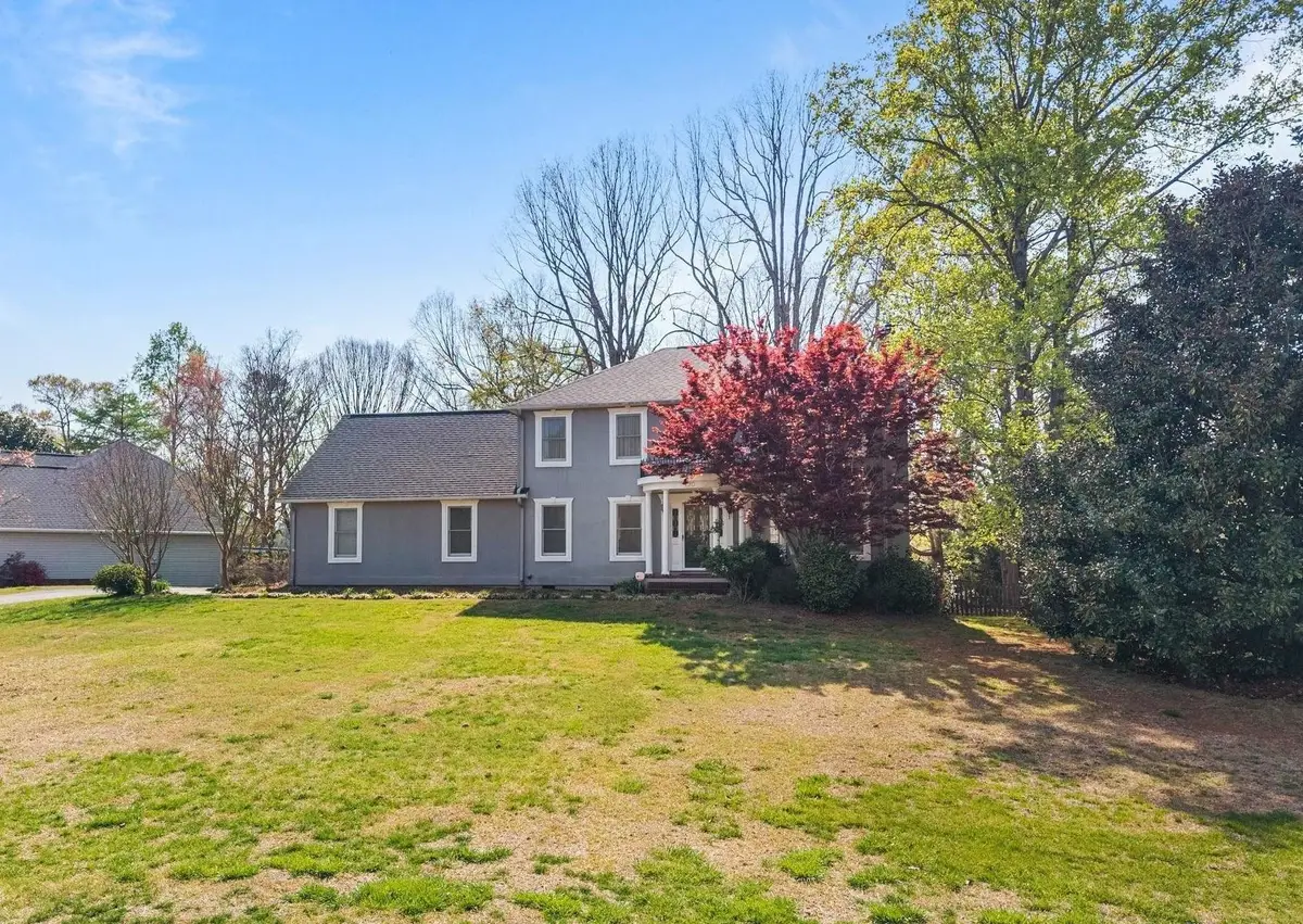 130 N River Hills Dr, Spartanburg, SC 29303 - #1