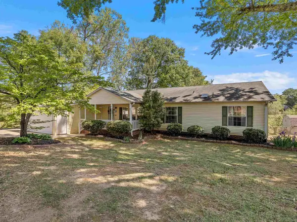 107 Lakeview Drive, Inman, SC 29349-7362