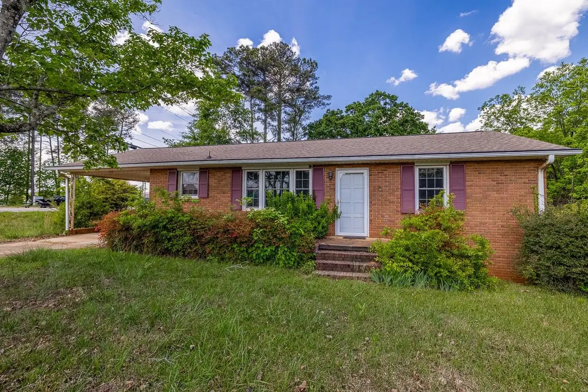 102 W Carolina Street, Duncan, SC 29334 - #1