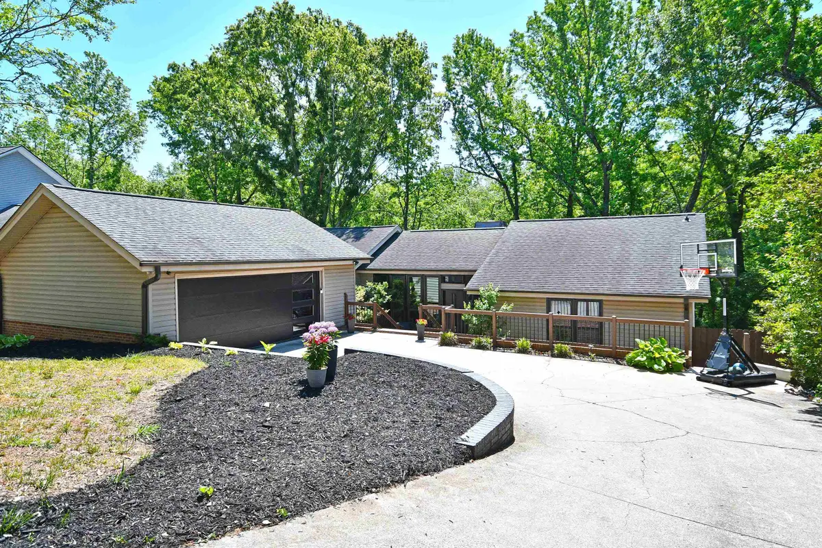 119 Cherrywood Trail, Greer, SC 29650 - #1