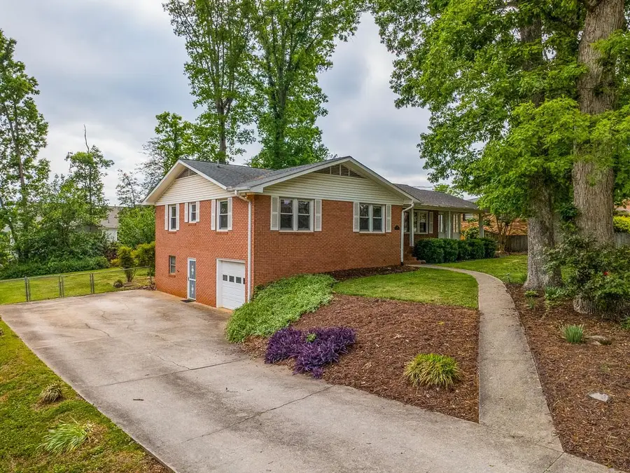 106 Oak Forest Drive, Greer, SC 29650 - #2