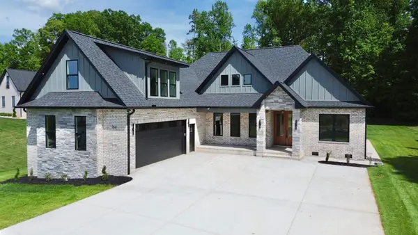 766 E Long Bay Drive, Inman, SC 29349