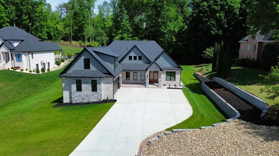 766 E Long Bay Drive, Inman, SC 29349 - #2