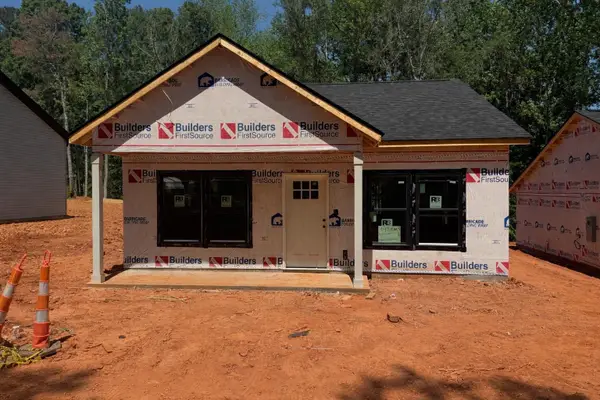 14 Poplar Street, Woodruff, SC 29388