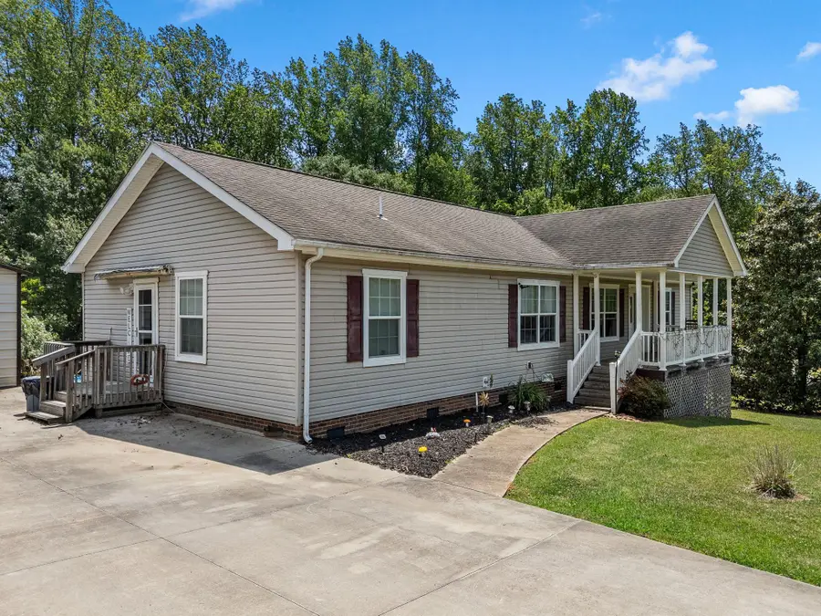 111 Owens Drive, Inman, SC 29349 - #3