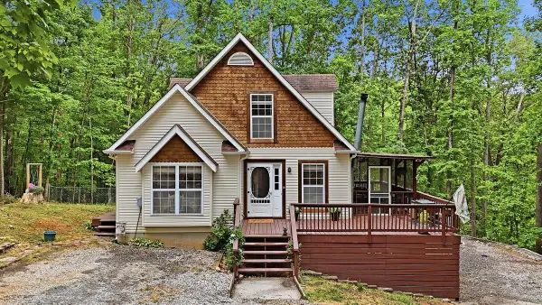 20 Forest Drive, Travelers Rest, SC 29690-0000