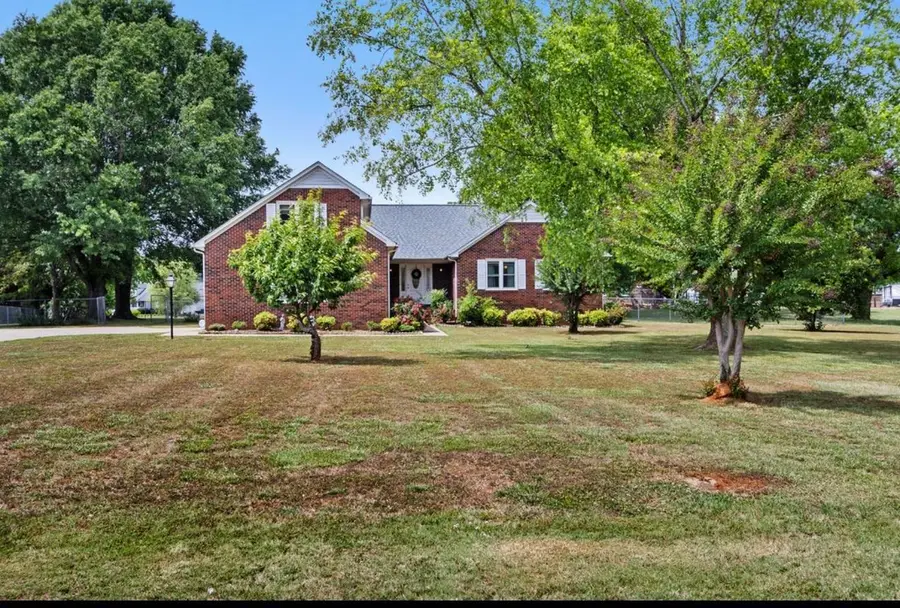 132 Virginia Avenue, Gaffney, SC 29341 - #3
