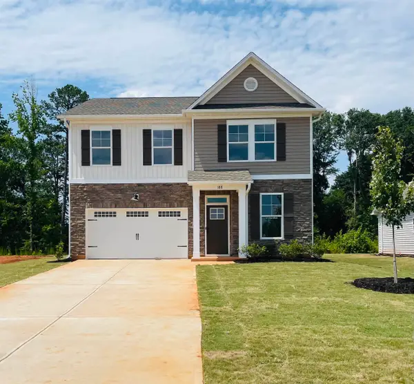 188 Hunter Ridge Drive, Boiling Springs, SC 29316