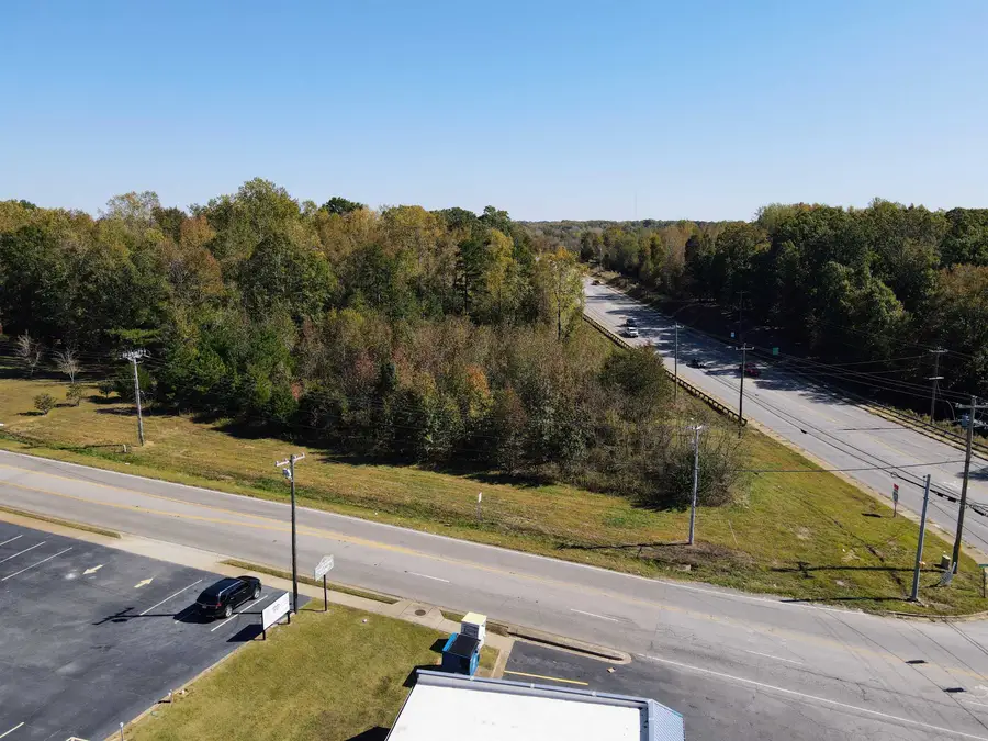 682 Hyatt Street, Gaffney, SC 29341 - #2