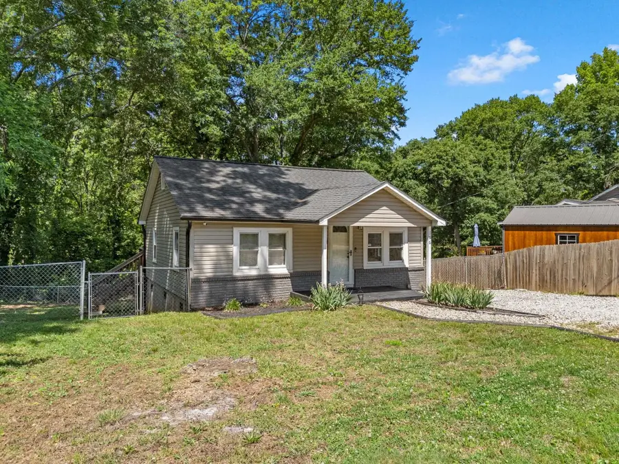106 Delaware Street, Chesnee, SC 29323 - #2