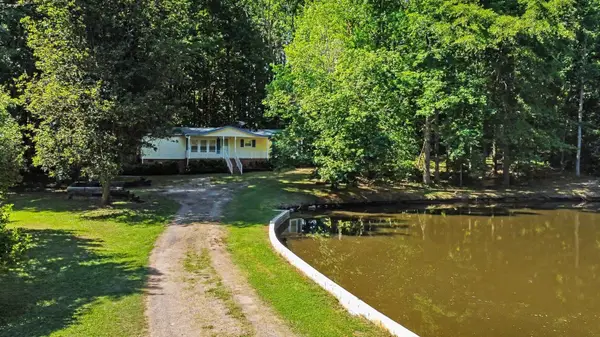 68 Walnut Drive, Woodruff, SC 29388