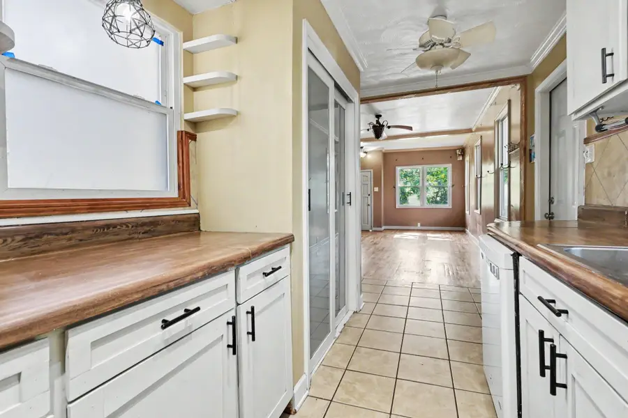8175 Hill Street, Boiling Springs, SC 29316 - #3