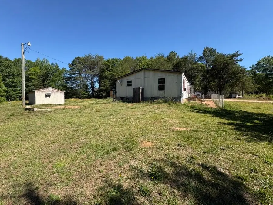 704 Spencer Creek Rd, Campobello, SC 29322 - #3