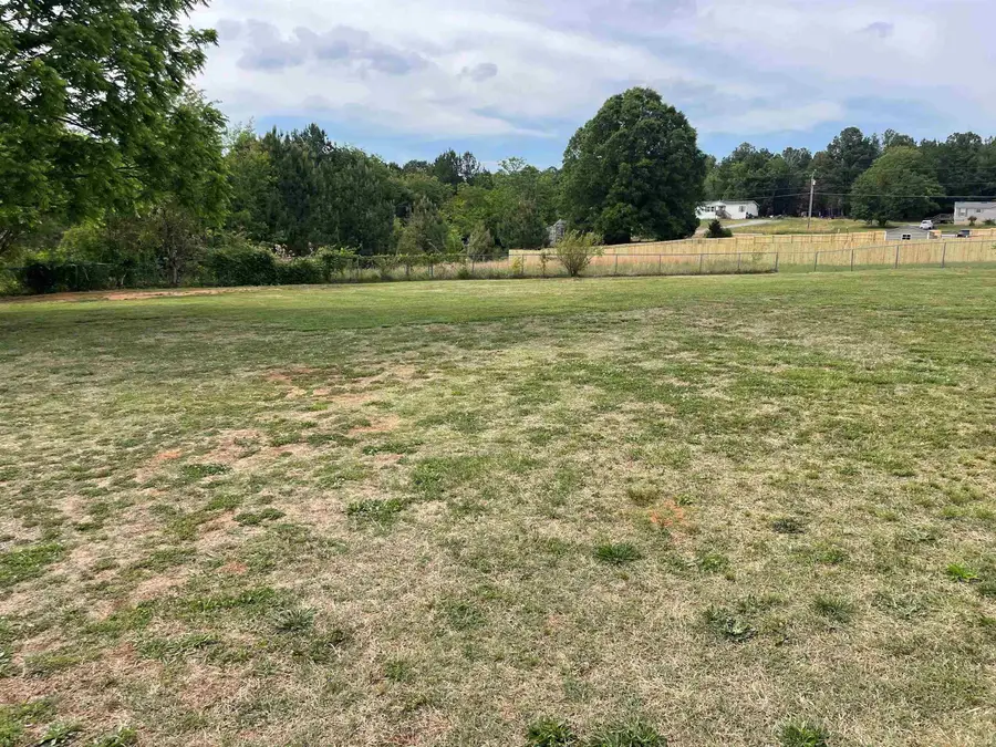 808 W Fleming Farm Dr, Inman, SC 29349 - #3