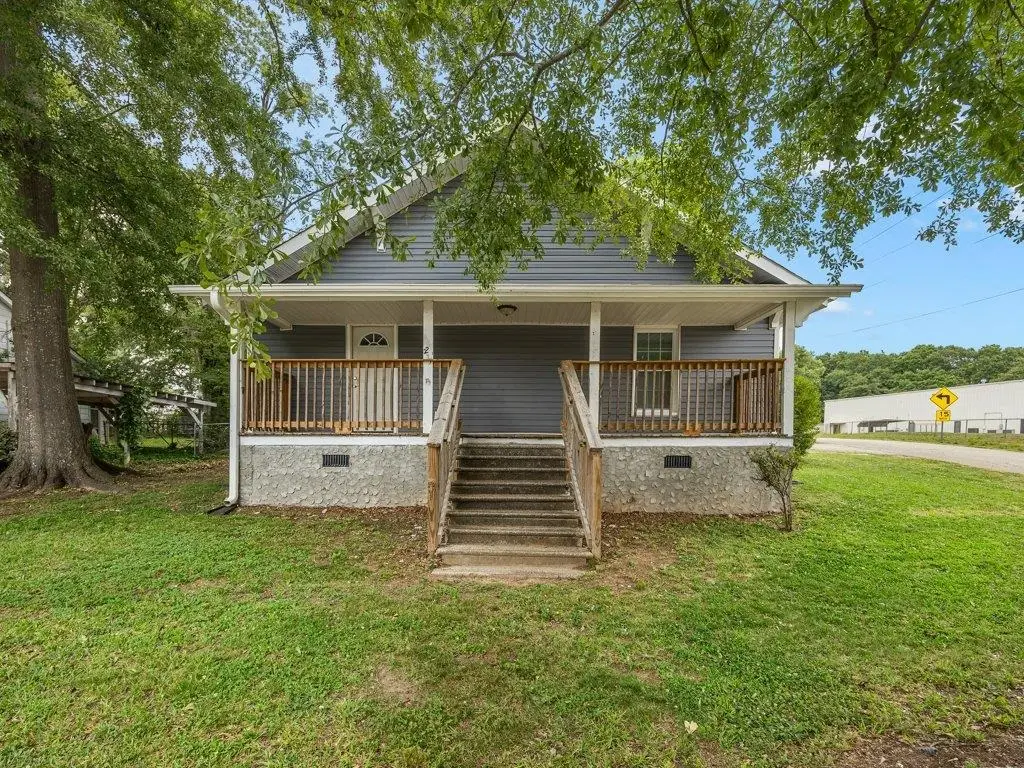 207 Poole Street, Woodruff, SC 29388-1633 - #1
