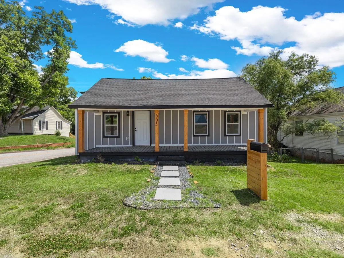 605 Gray Street, Woodruff, SC 29388 - #1