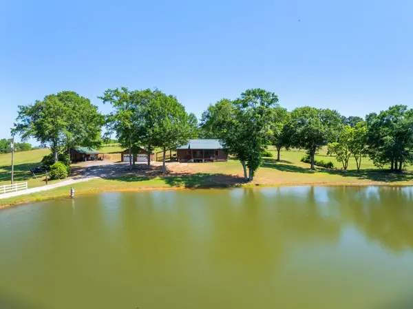 425 Cooper Bridge Road, Woodruff, SC 29388