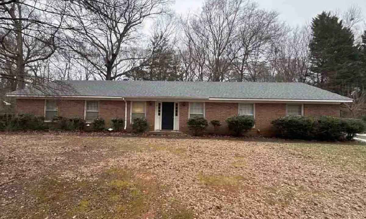 2041 Pineview Drive, Spartanburg, SC 29307-3802 - #1