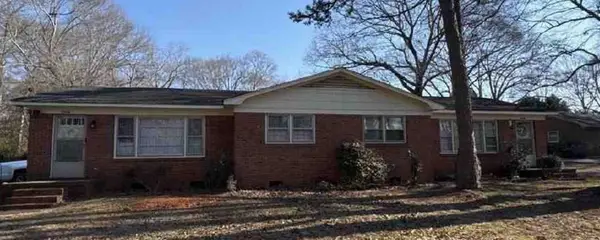 2052 Pineview Drive, Spartanburg, SC 29307-3805