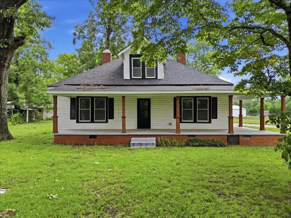 202 Arrowood Branch Road, Chesnee, SC 29323