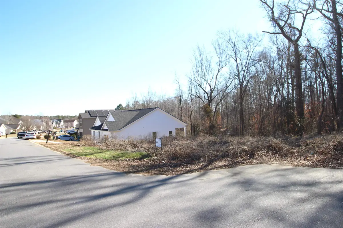 502 Vault Way, Roebuck, SC 29376 - #1