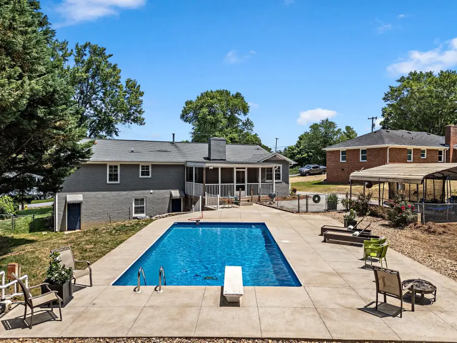 108 Churchill Avenue, Greer, SC 29651 - #2