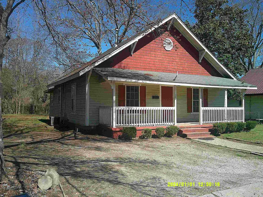 579 Buncombe Street, Woodruff, SC 29388 - #2