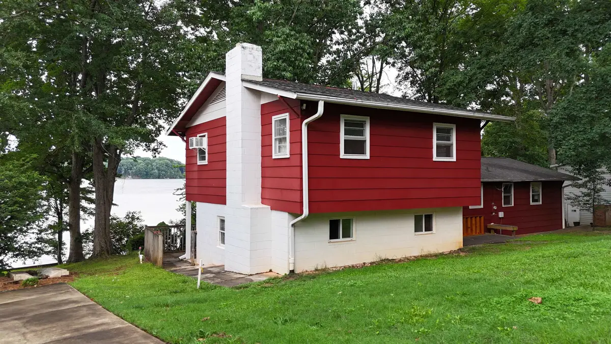 274 Edgewater Road, Inman, SC 29349 - #1