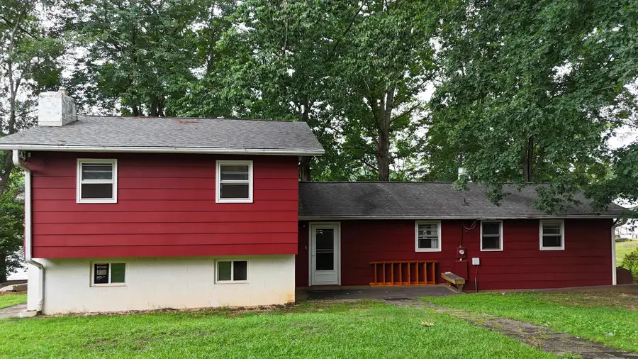 274 Edgewater Road, Inman, SC 29349 - #3