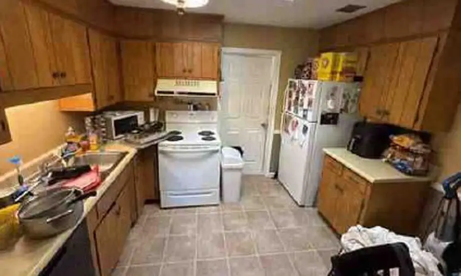109 Colebrook Court, Boiling Springs, SC 29316-5926 - #3