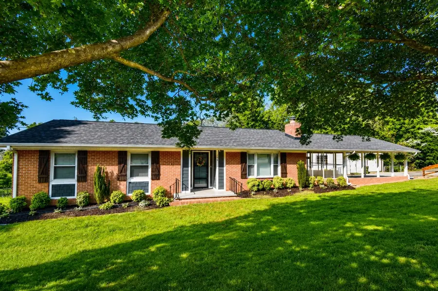 150 Greenway Drive, Cowpens, SC 29330 - #2
