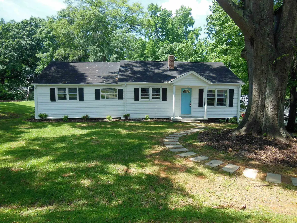 37 Bishop St, Inman, SC 29349 - #1