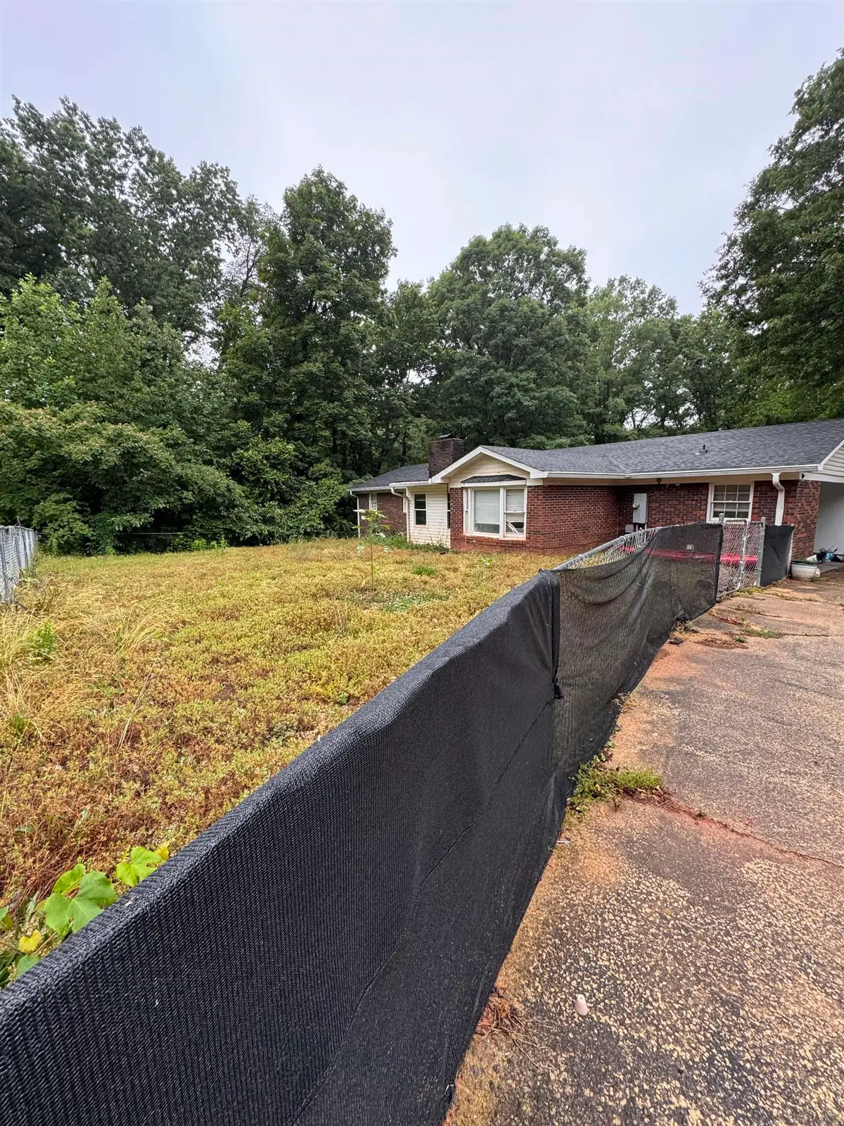 201 Tucker Rd, Spartanburg, SC 29306 - #1