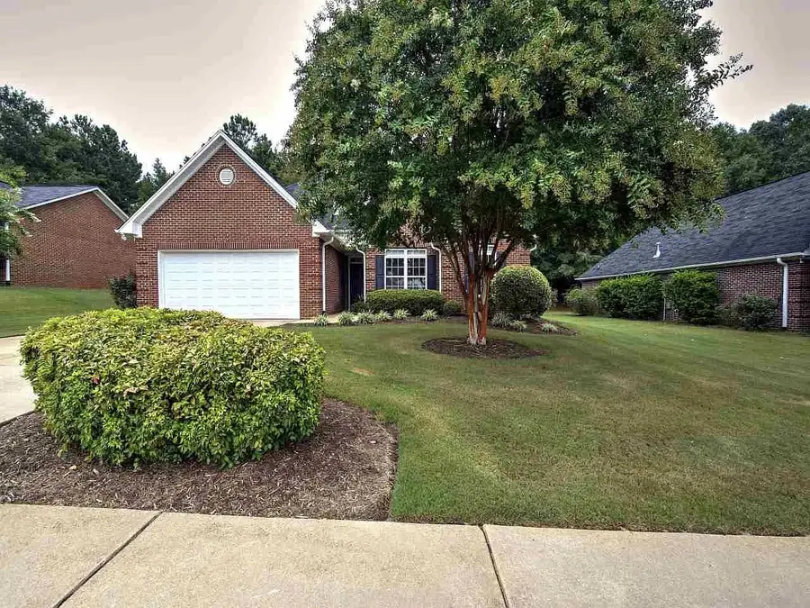 329 N Sweetwater Hills, Moore, SC 29369 - #2