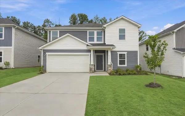 914 Rising Oak Court, Spartanburg, SC 29301