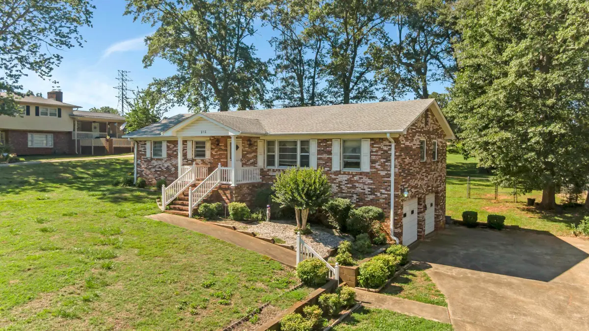 210 Rosecrest Road, Spartanburg, SC 29303 - #1