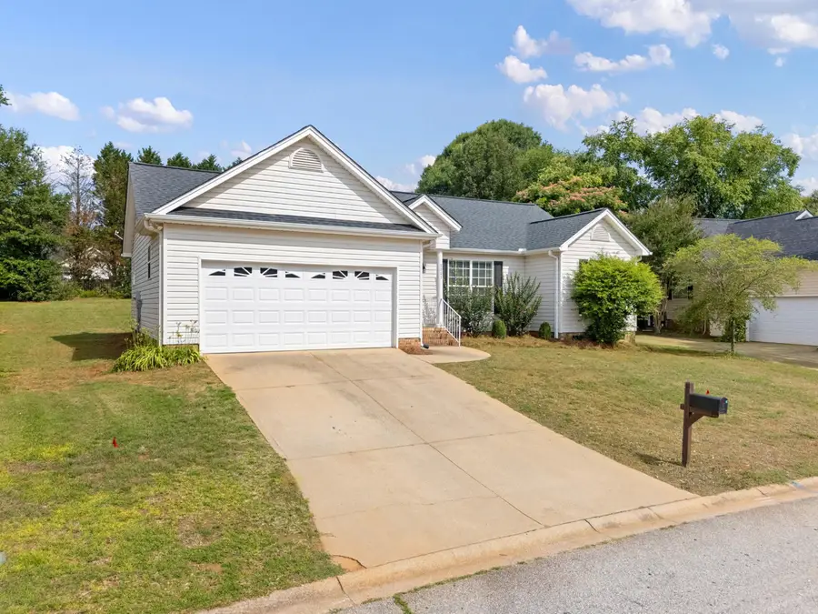 1111 Dunwoody Drive, Simpsonville, SC 29681 - #3