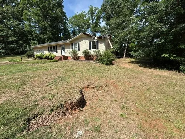 166 Foxfire Drive, Gaffney, SC 29340 - #2
