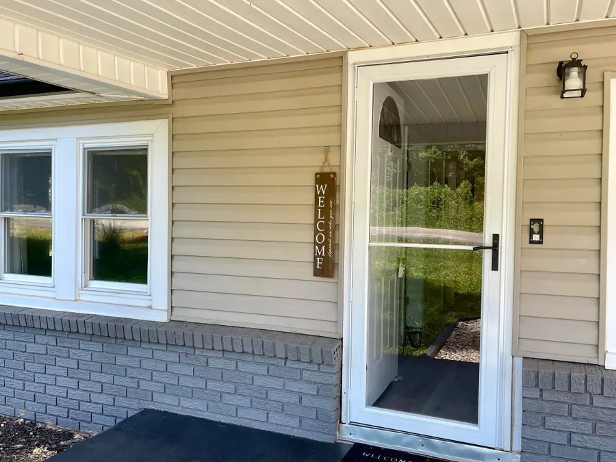 106 Delaware Street, Chesnee, SC 29323 - #2