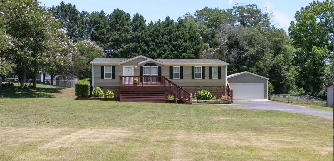 324 Groce Meadow Rd, Taylors, SC 29687 - #1