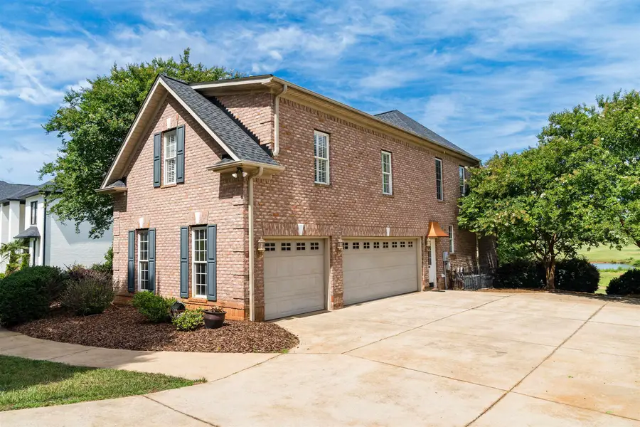 771 E Long Bay Drive, Inman, SC 29349 - #2