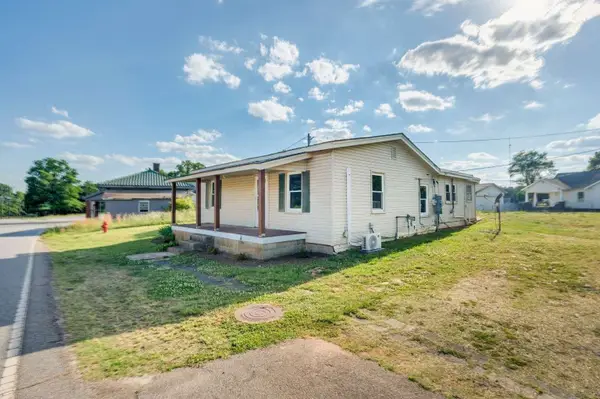 282 Tucapau Road, Wellford, SC 29385