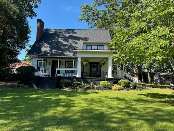 409 N Howard Avenue, LANDRUM, SC 29356