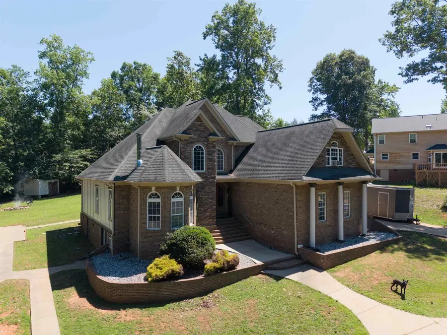102 Point Bluff Court, Inman, SC 29349 - #3
