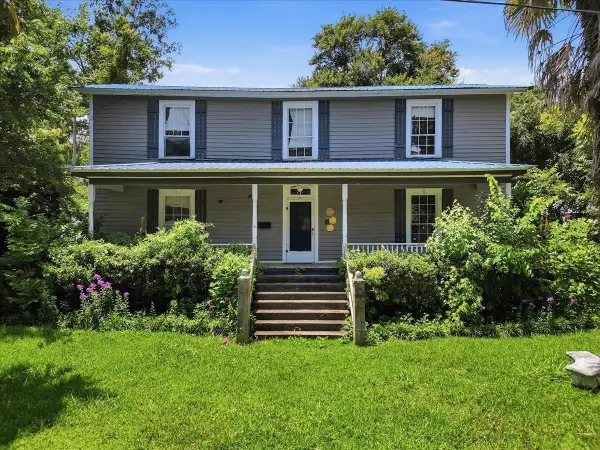 419 Academy Street, Laurens, SC 29360
