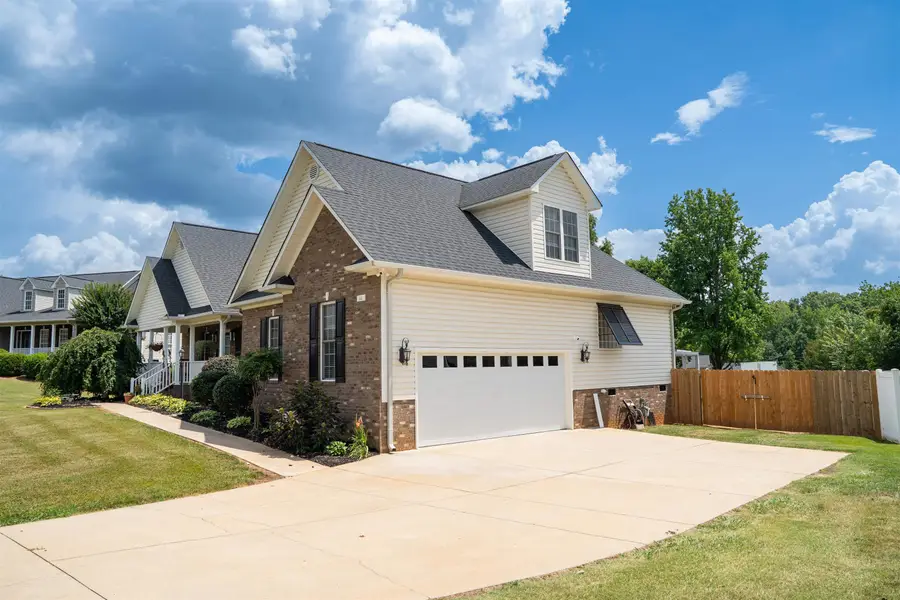 141 Sugar Hill Court, Boiling Springs, SC 29316 - #2
