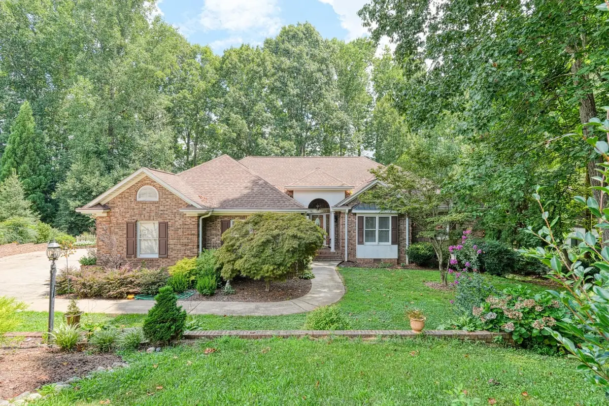 335 Hillcove Point, Wellford, SC 29385 - #1